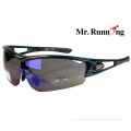 Mens / Womens Polarized Sport Sunglasses , Tinted Outdoor Climbing Glasses